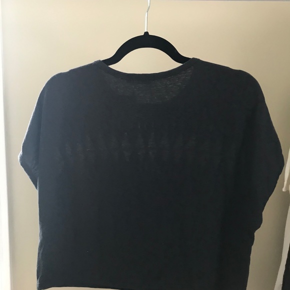 UO Light Before Dark Short Sleeve Macrame Crop Top - Picture 3 of 4